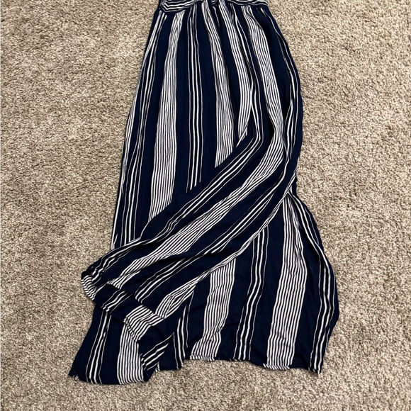 Angie Dress - Picture 2 of 5